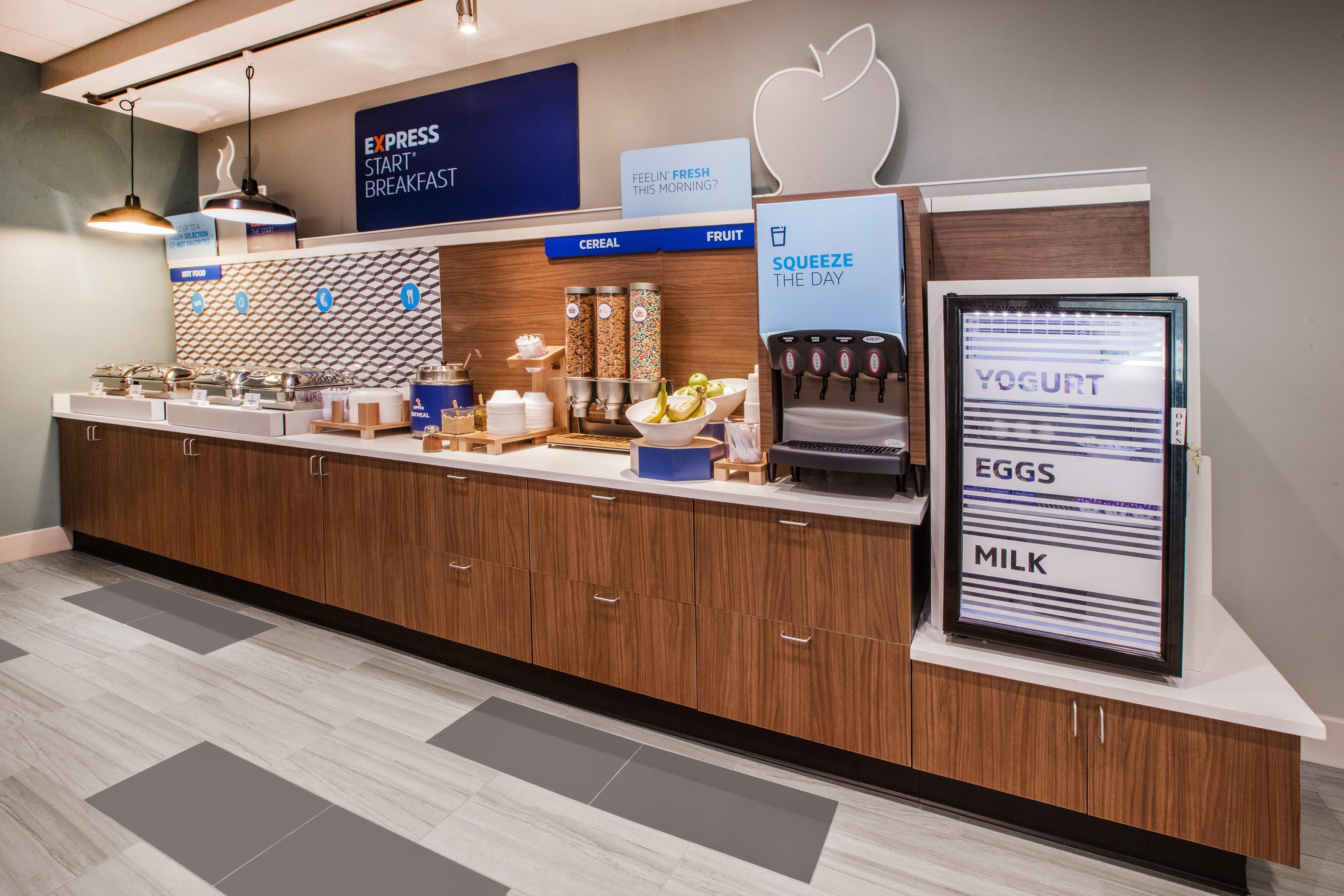 Holiday Inn Express & Suites Richburg By Ihg Екстериор снимка